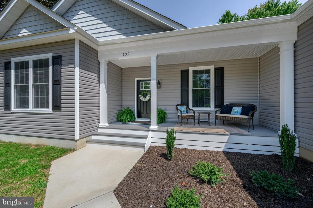 132 CHESAPEAKE ESTATES DRIVE