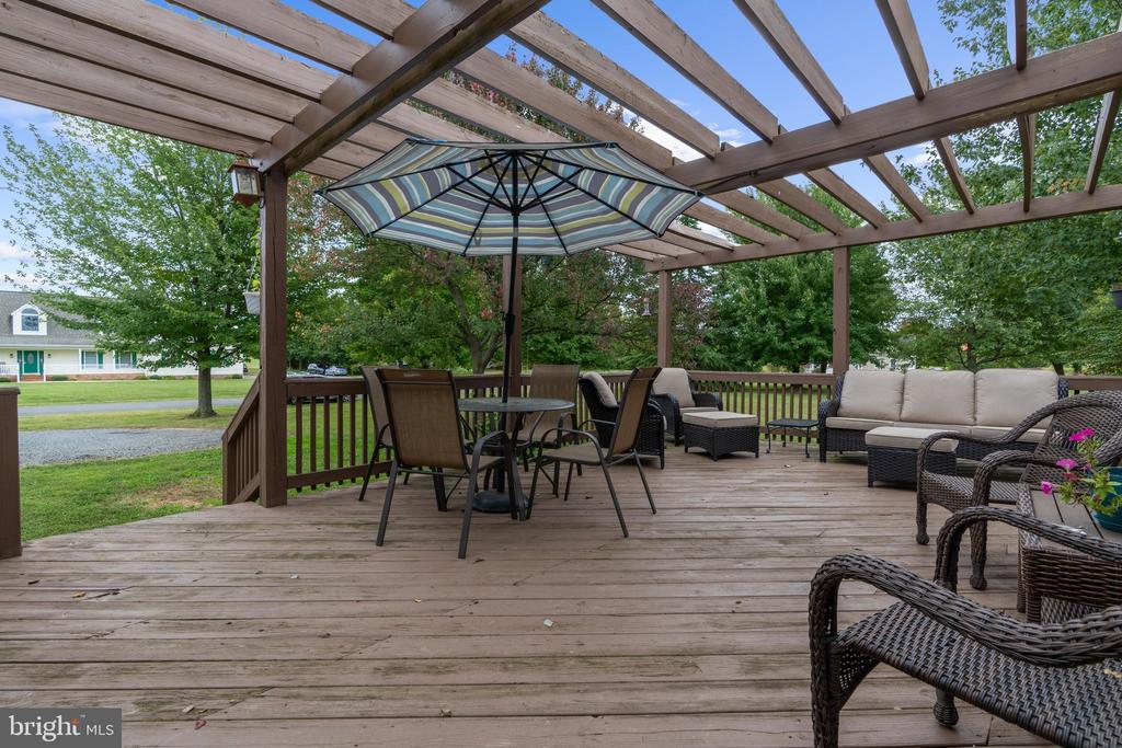 201 WINCHESTER DRIVE