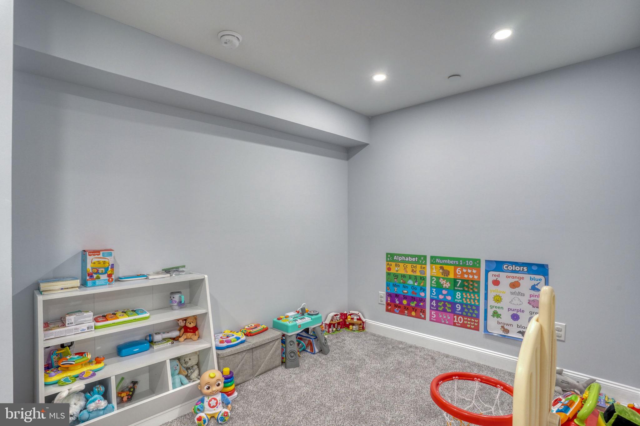 29809 CAPTAIN ADAMOUSKI STREET 15A