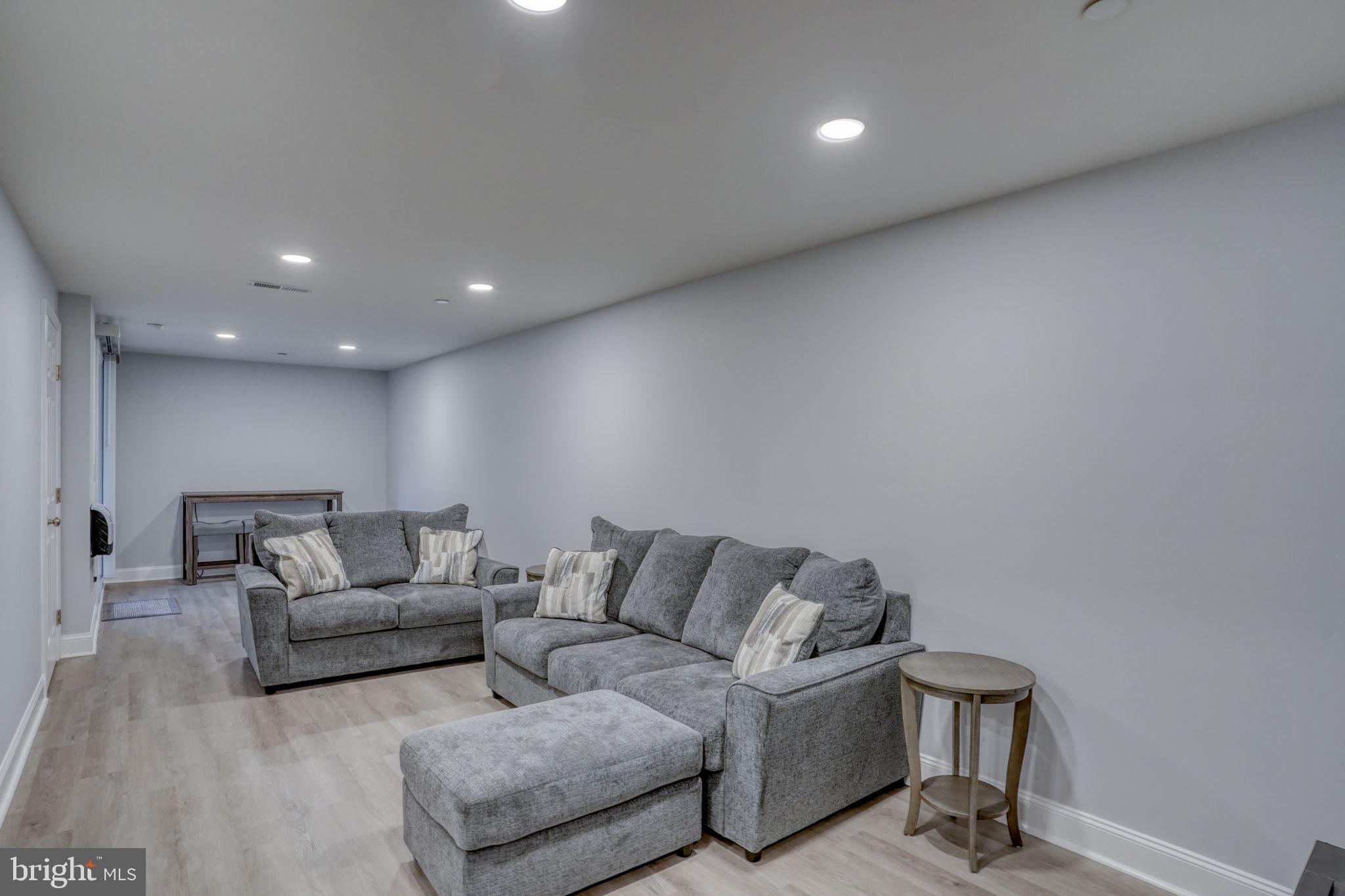 29809 CAPTAIN ADAMOUSKI STREET 15A