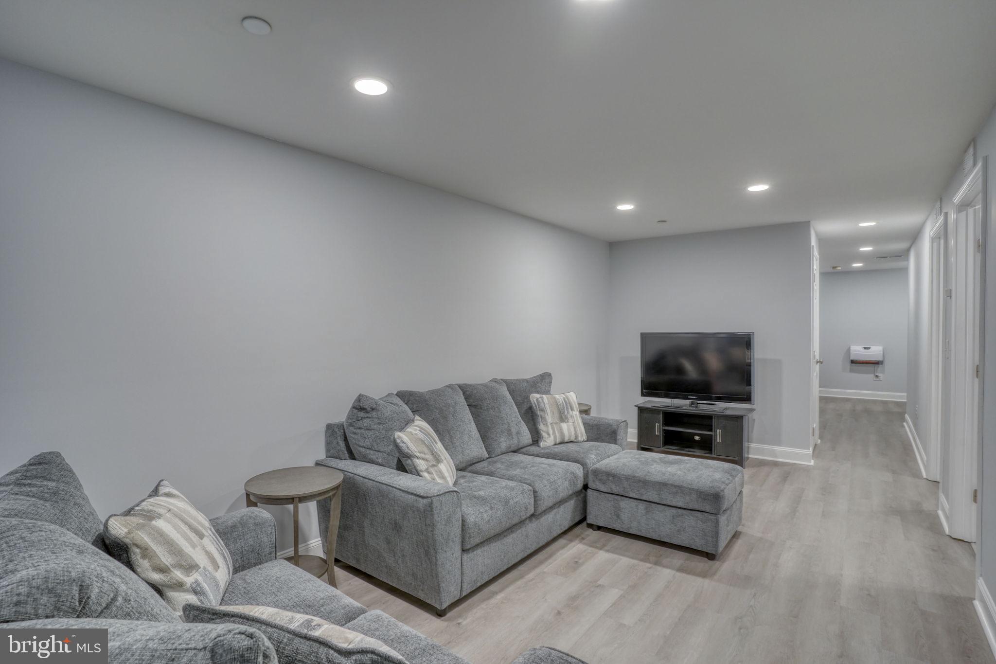 29809 CAPTAIN ADAMOUSKI STREET 15A