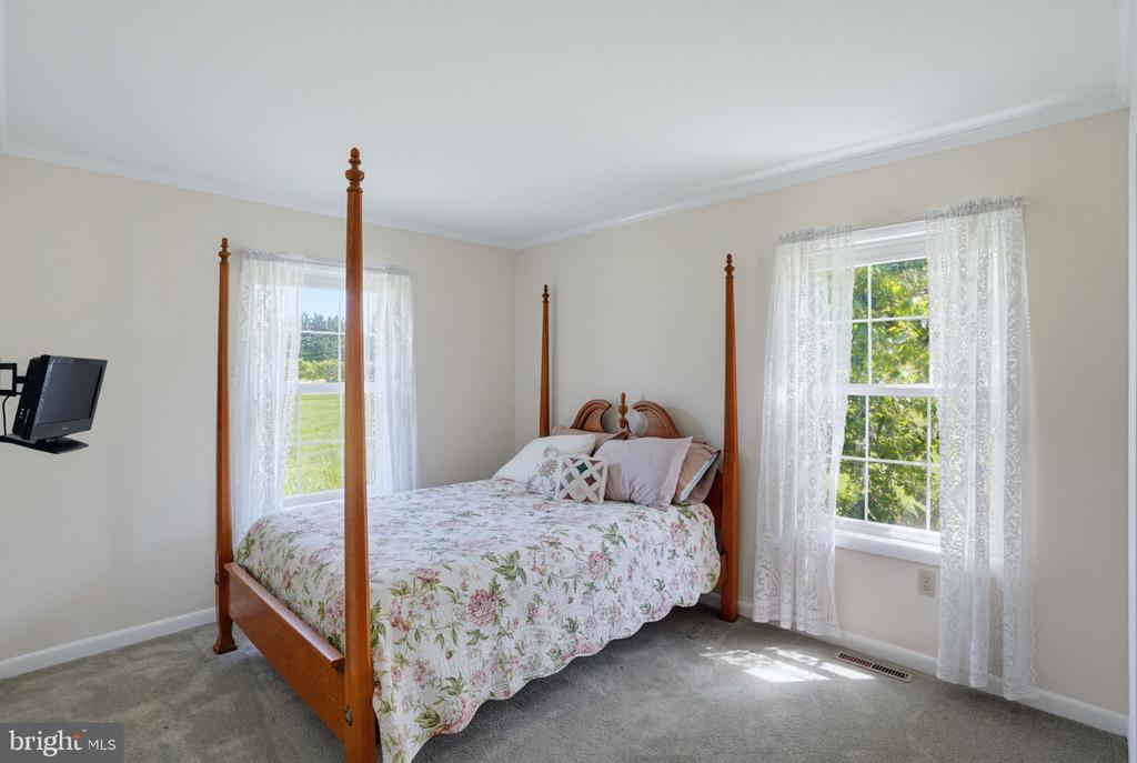 12690 PEACH LANE
