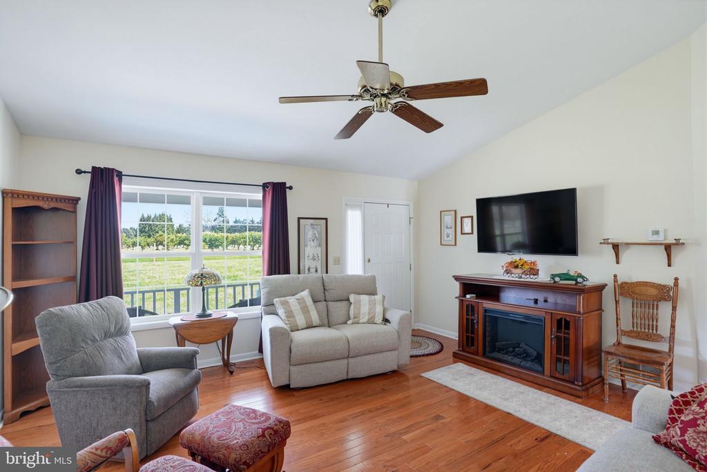 12690 PEACH LANE
