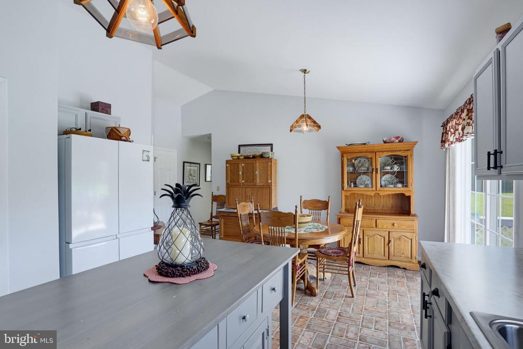 12690 PEACH LANE