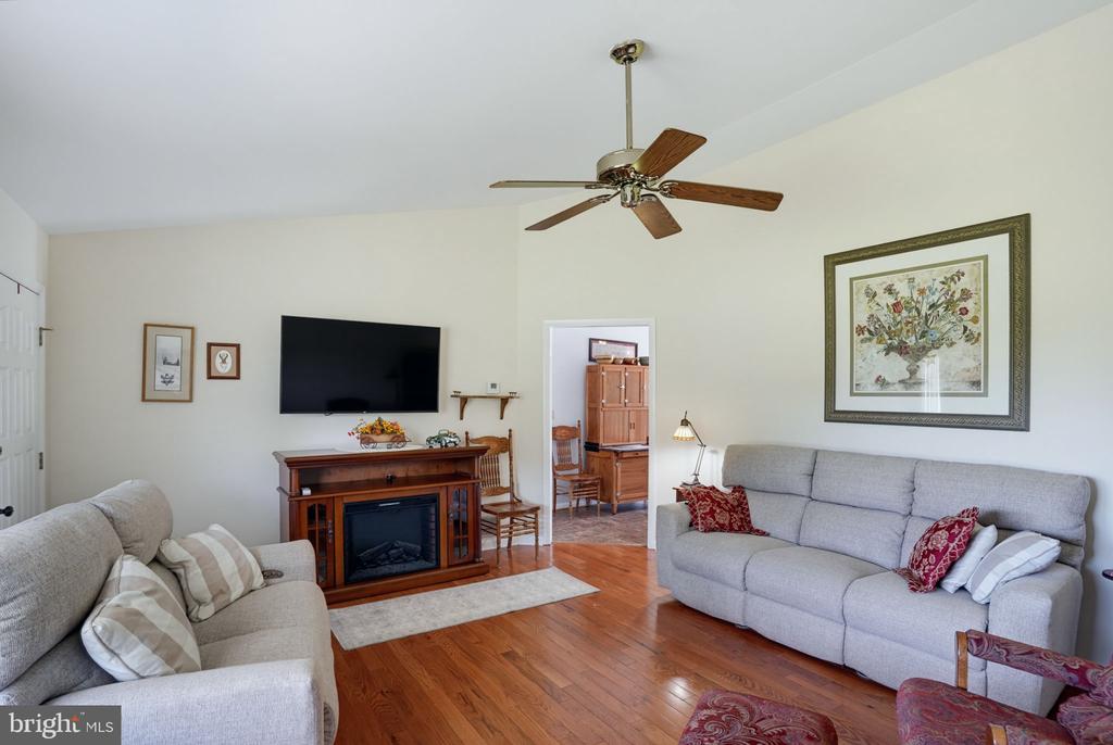 12690 PEACH LANE