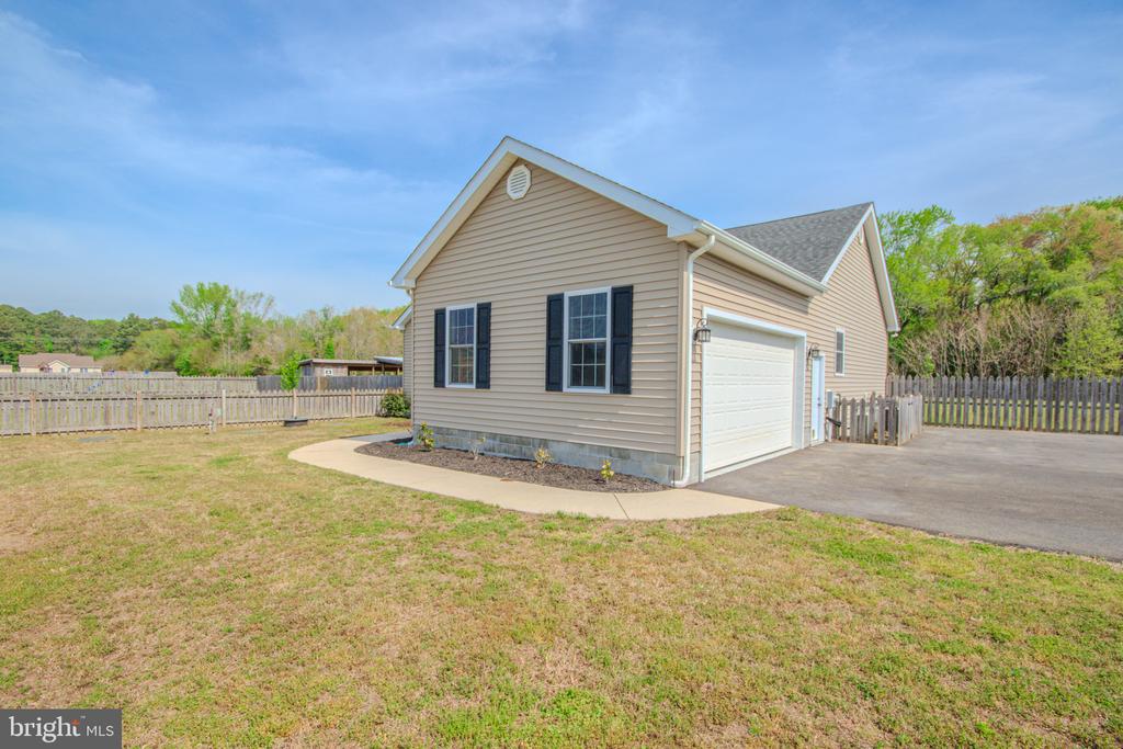 9243 MILL BRANCH ROAD