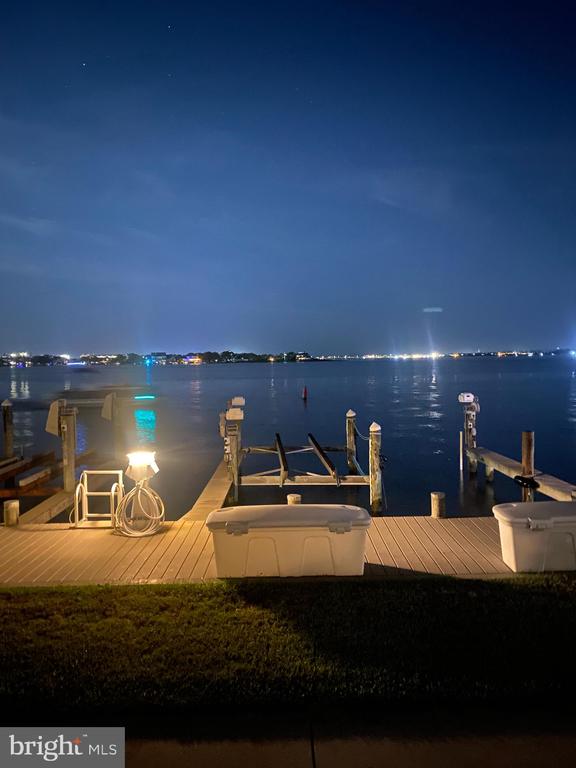 419 Bayshore Dr #102