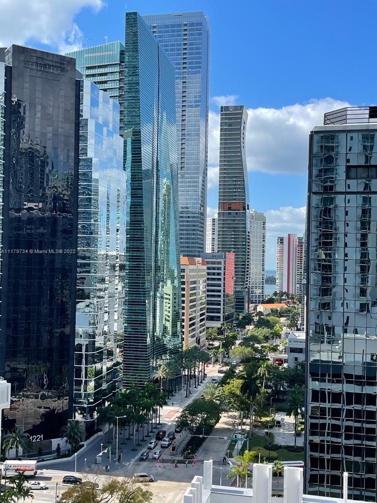 1060 Brickell Ave # 1609