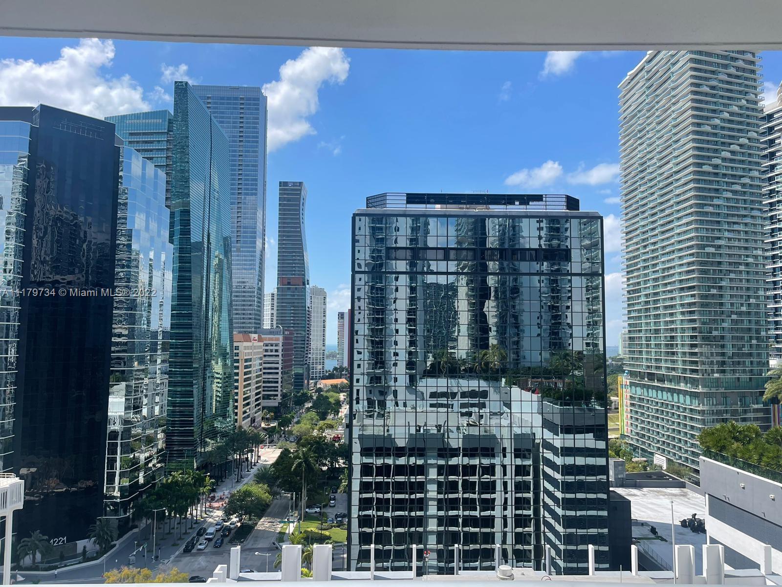 1060 Brickell Ave # 1609