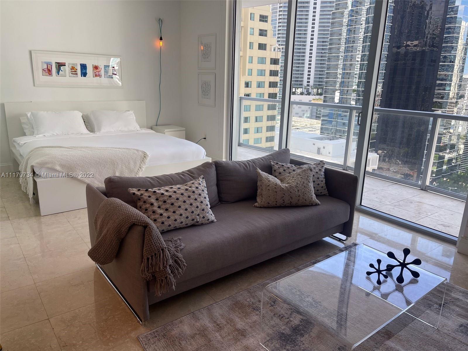 1060 Brickell Ave # 1609