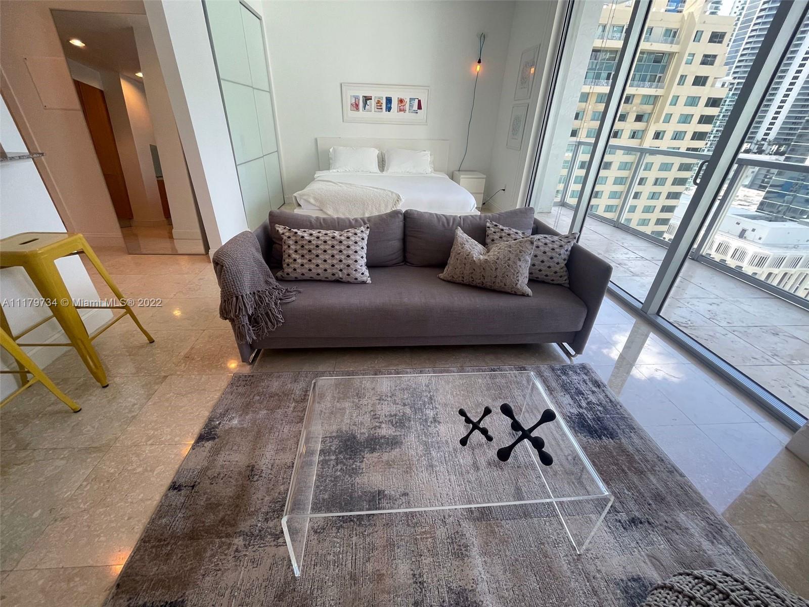 1060 Brickell Ave # 1609