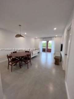 7732 Camino Real # 402