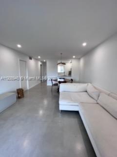 7732 Camino Real # 402