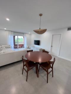 7732 Camino Real # 402