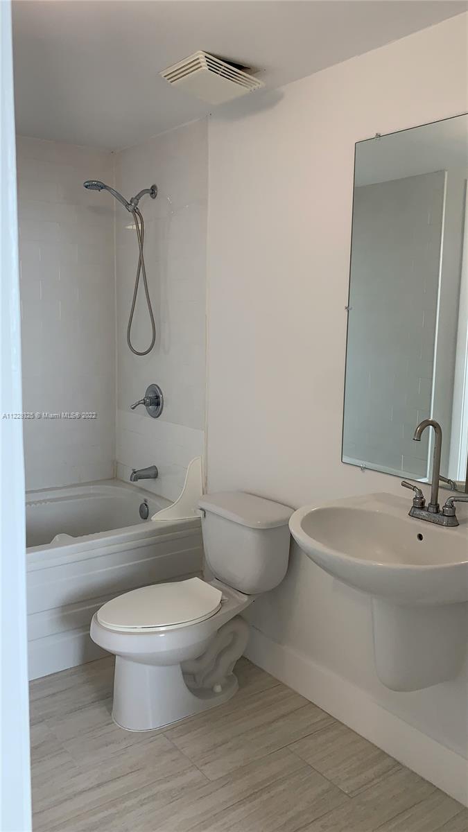 690 SW 1st Ct # 2725