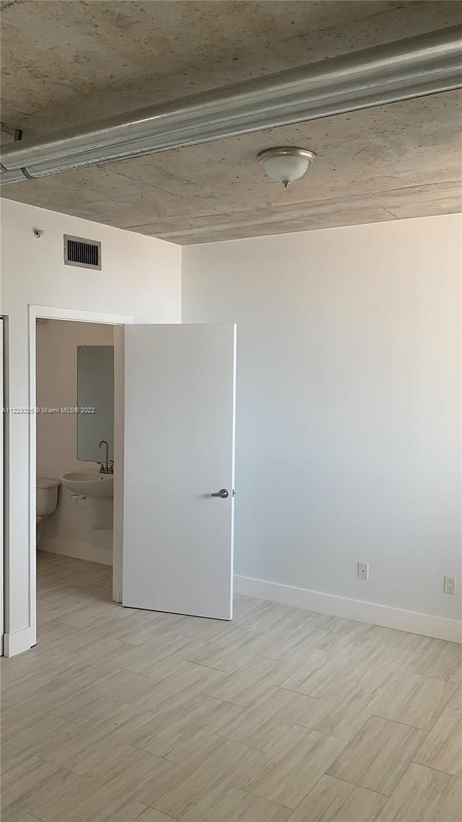 690 SW 1st Ct # 2725