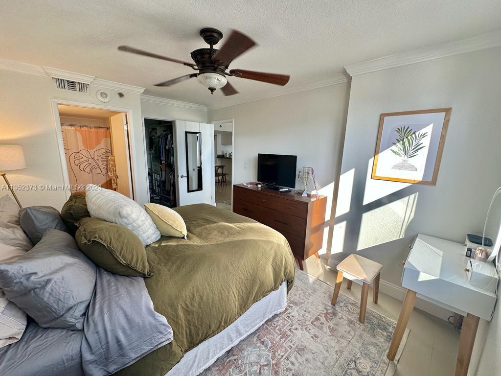 770 Claughton Island Dr # 2114