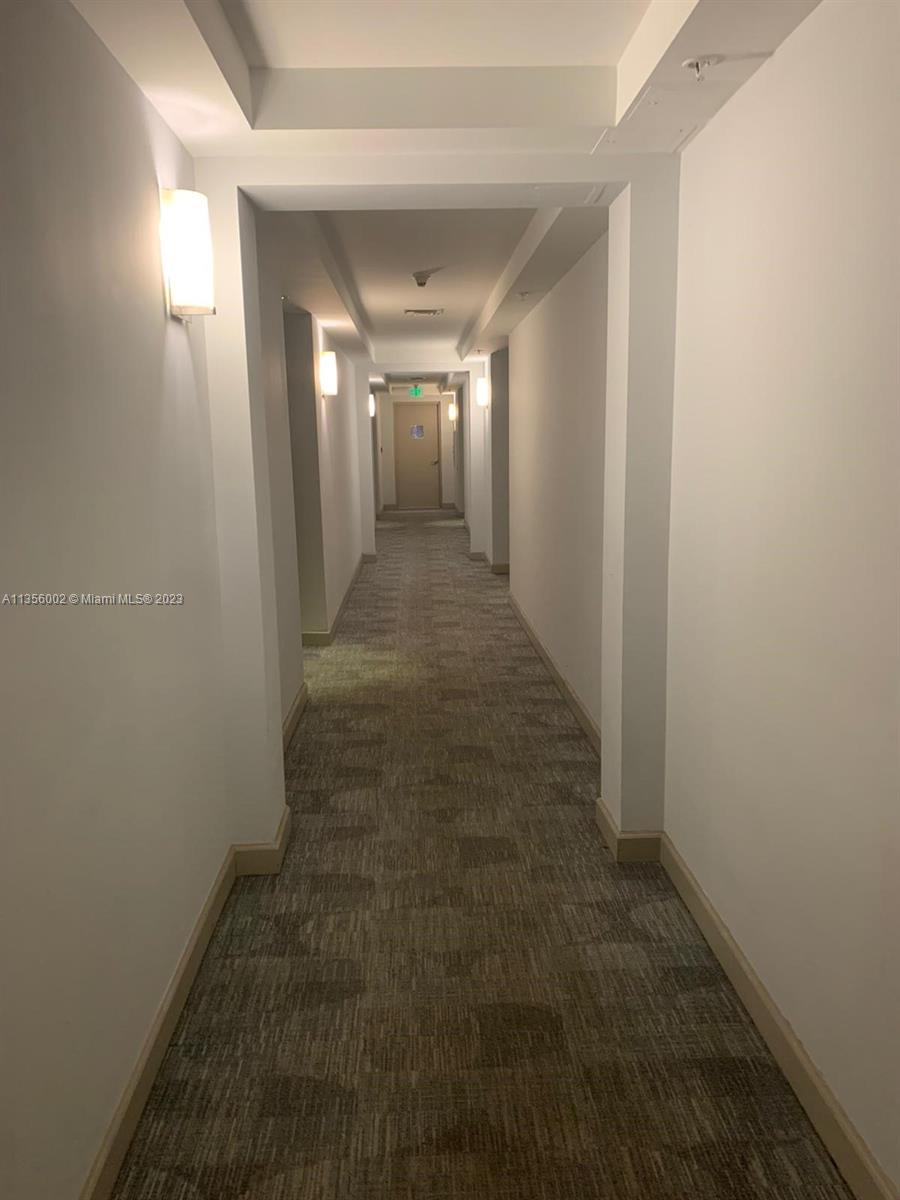 186 SE 12th Ter # 1102