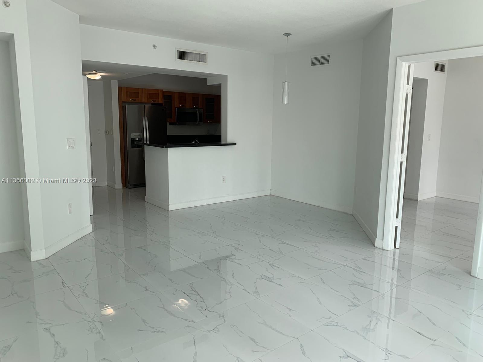 186 SE 12th Ter # 1102