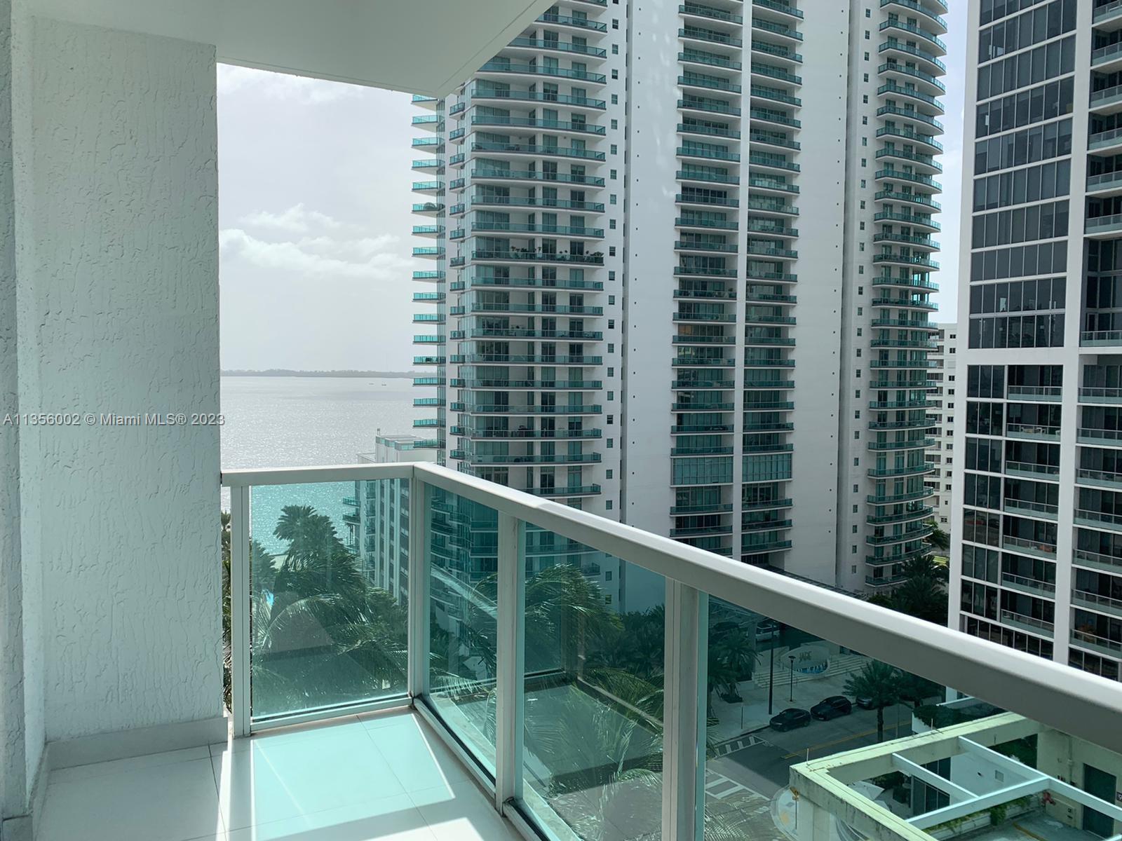 186 SE 12th Ter # 1102