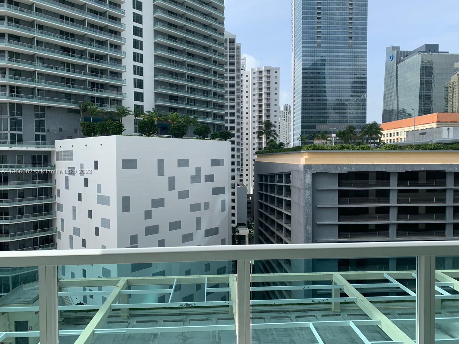 186 SE 12th Ter # 1102