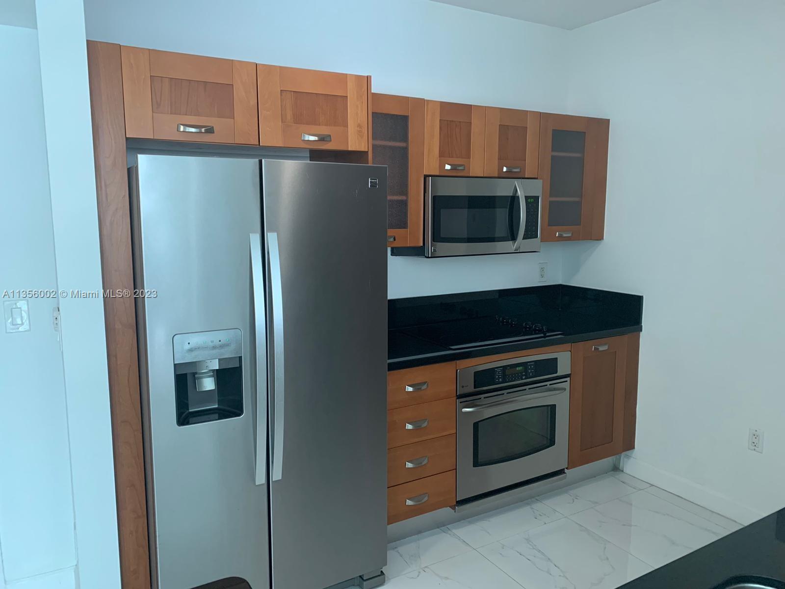 186 SE 12th Ter # 1102