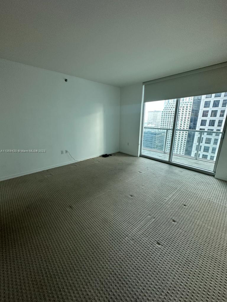 500 Brickell Ave # 2704