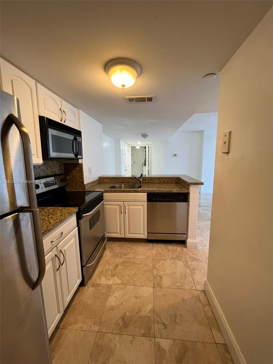 770 Claughton Island Dr # 413