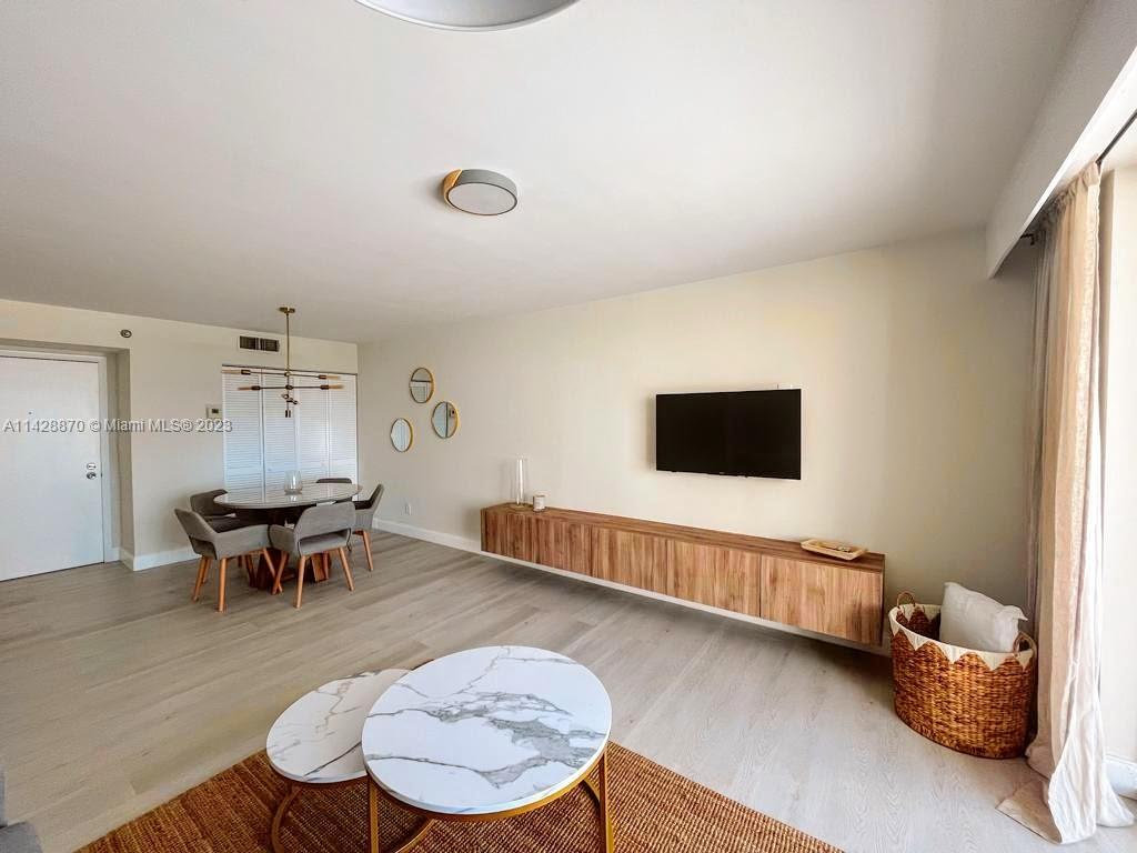 770 Claughton Island Dr # 812