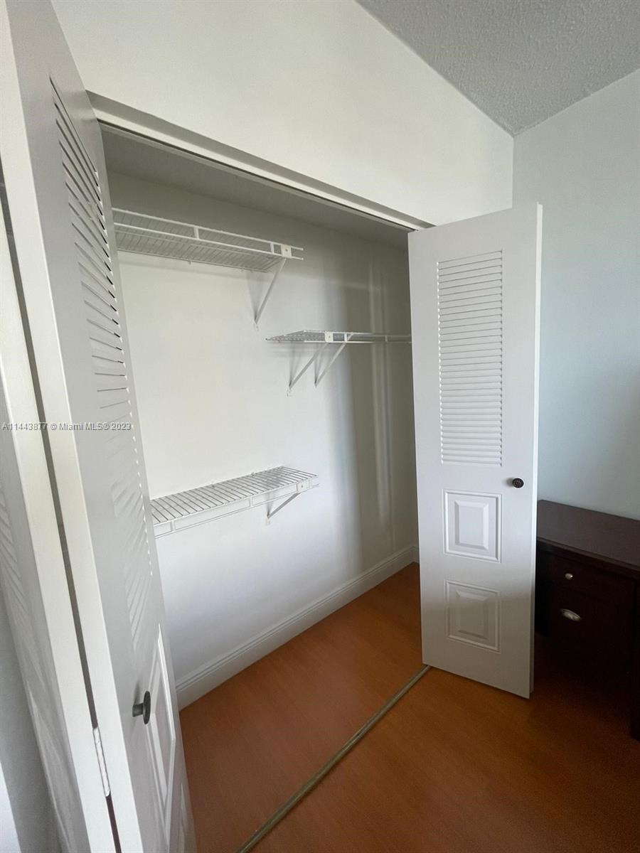 770 Claughton Island Dr # 19 Unit: PH-19