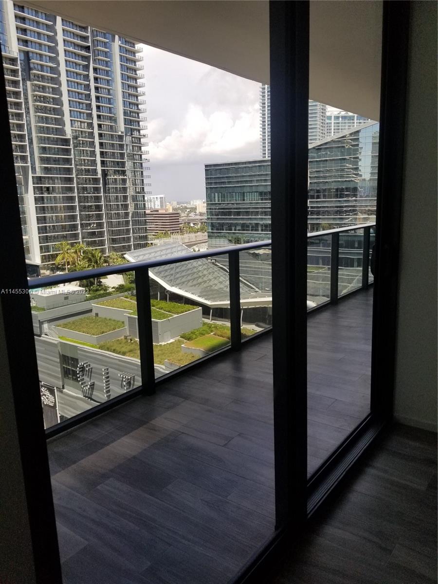 801 S MIAMI AVE Unit: 1610