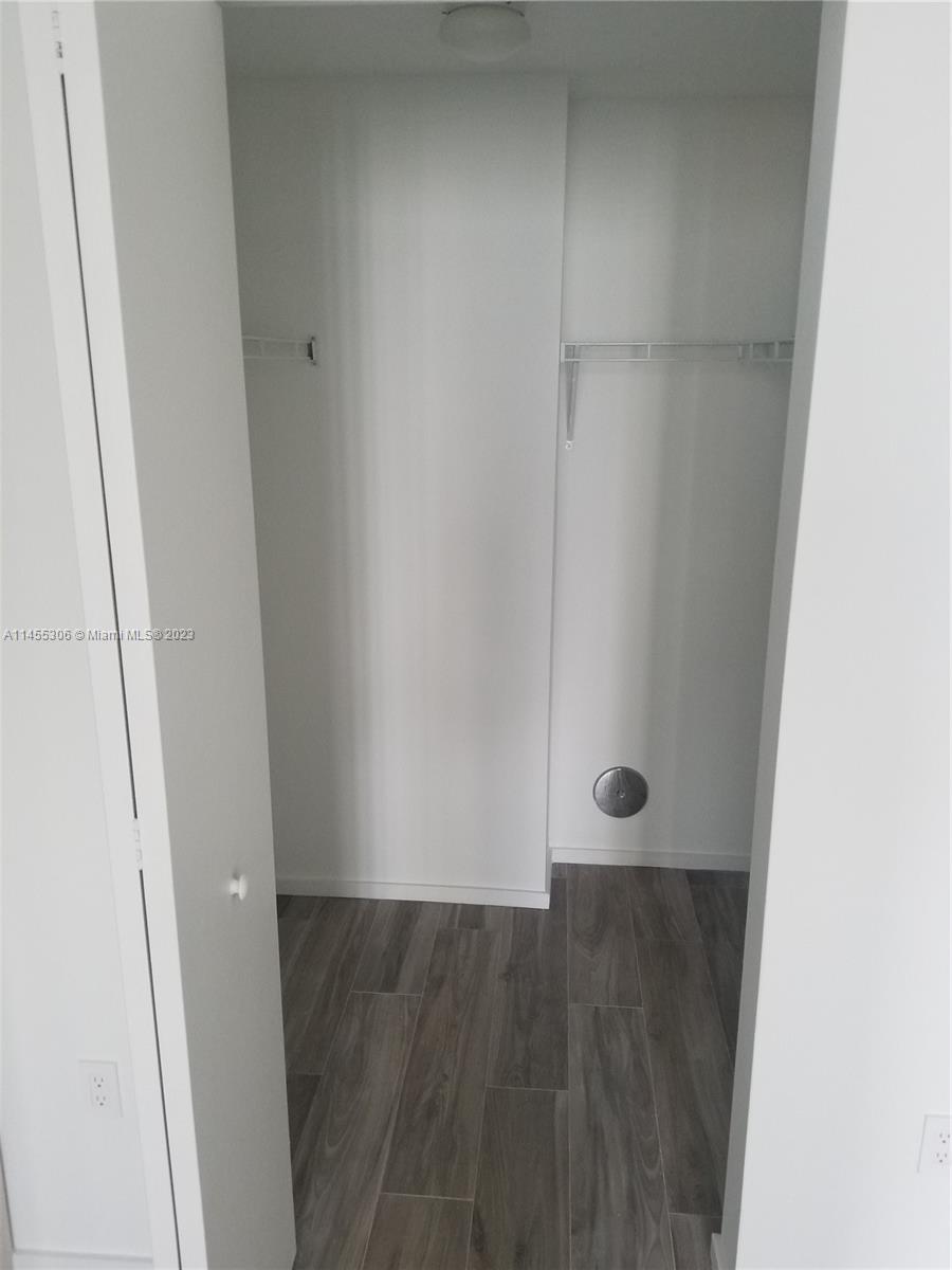 801 S MIAMI AVE Unit: 1610