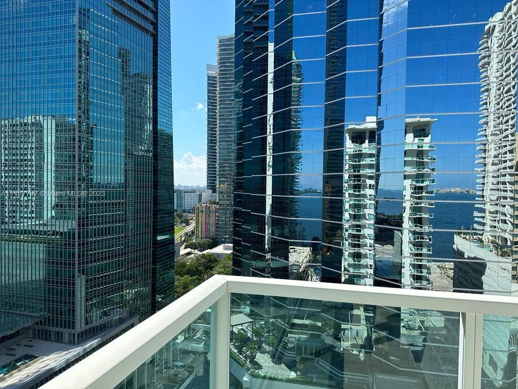 186 SE 12th Ter # 1804