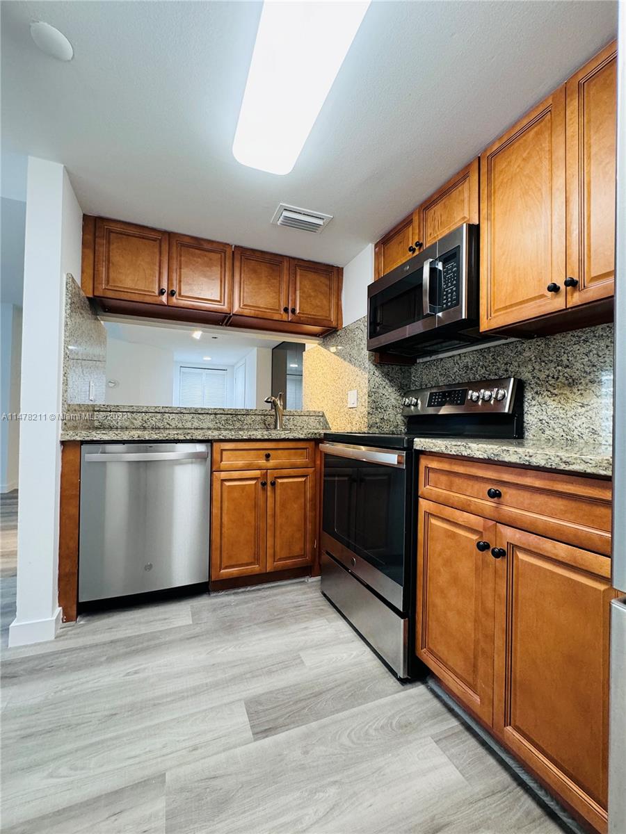 770 Claughton Island Dr # 803