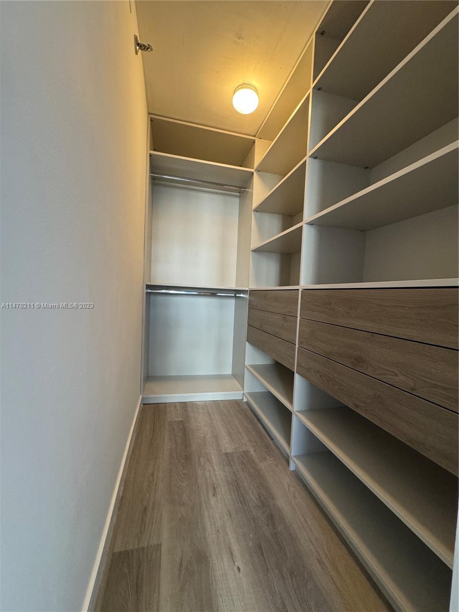 770 Claughton Island Dr # 803