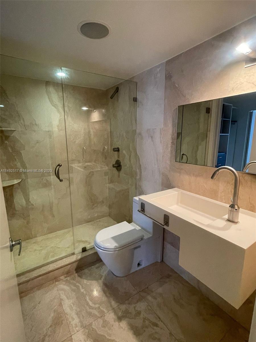 770 Claughton Island Dr # 1001