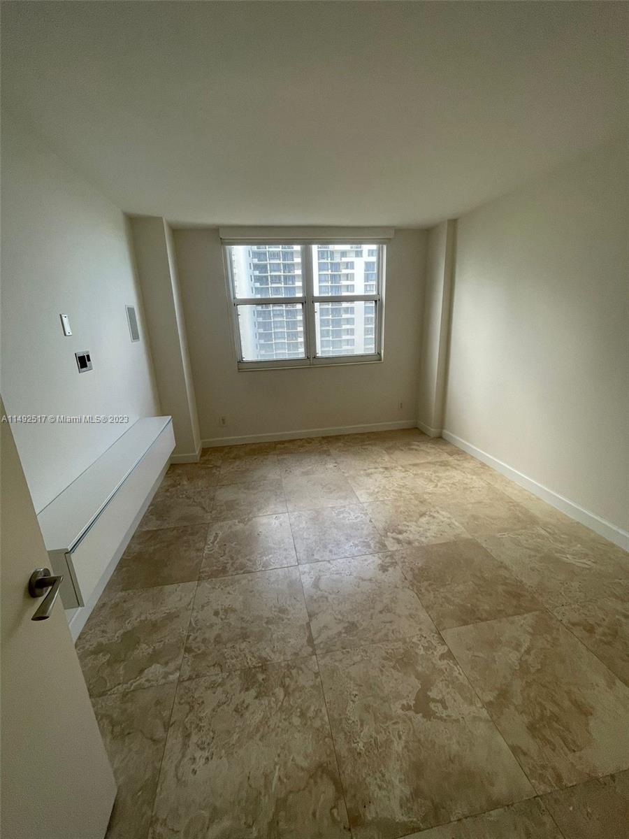 770 Claughton Island Dr # 1001