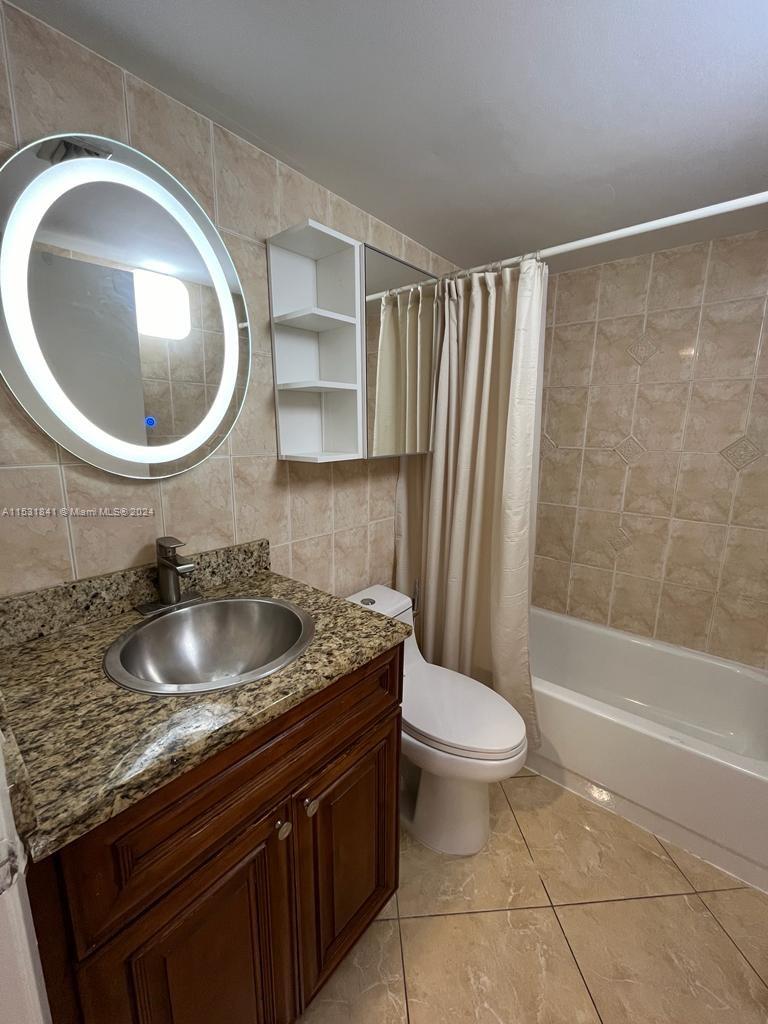 770 Claughton Island Dr # 10 Unit: PH-10