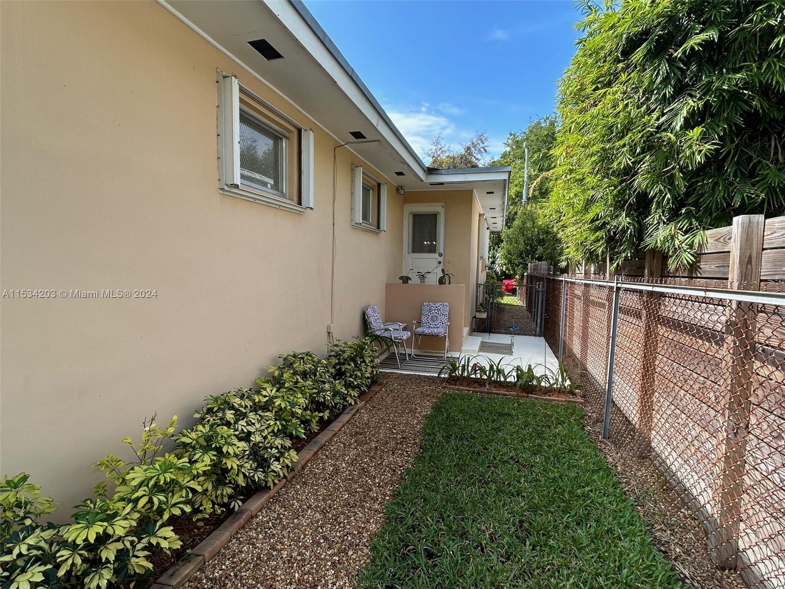 211 SW 24th Rd