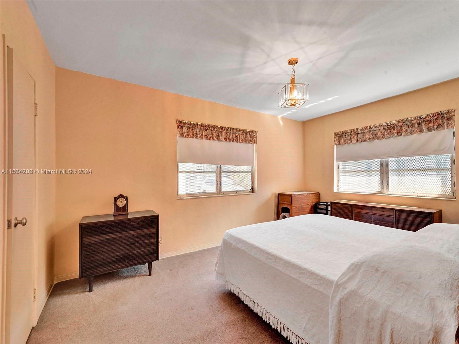 211 SW 24th Rd