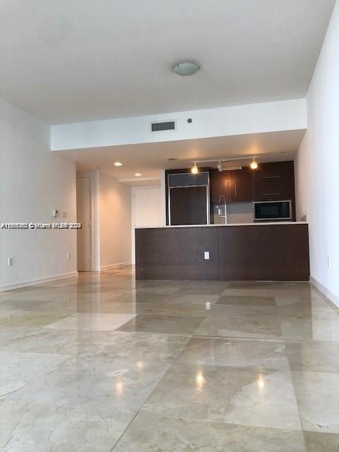 475 Brickell Ave # 1012