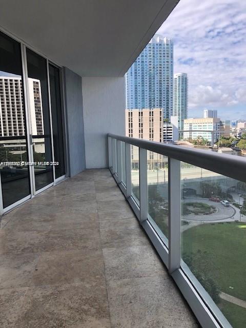 475 Brickell Ave # 1012