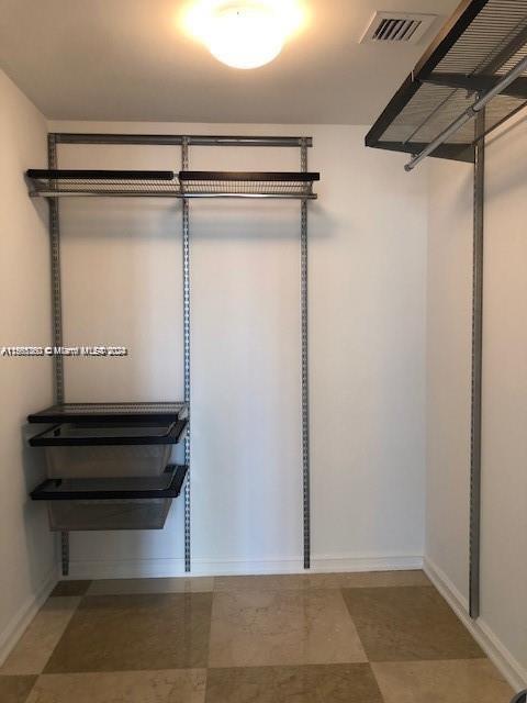 475 Brickell Ave # 1012