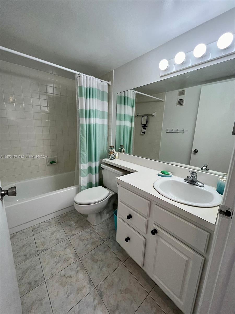 770 Claughton Island Dr # 1908