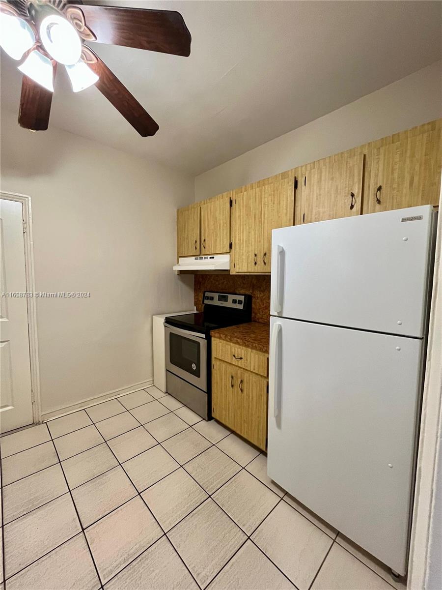 1779 SW 16th Ter