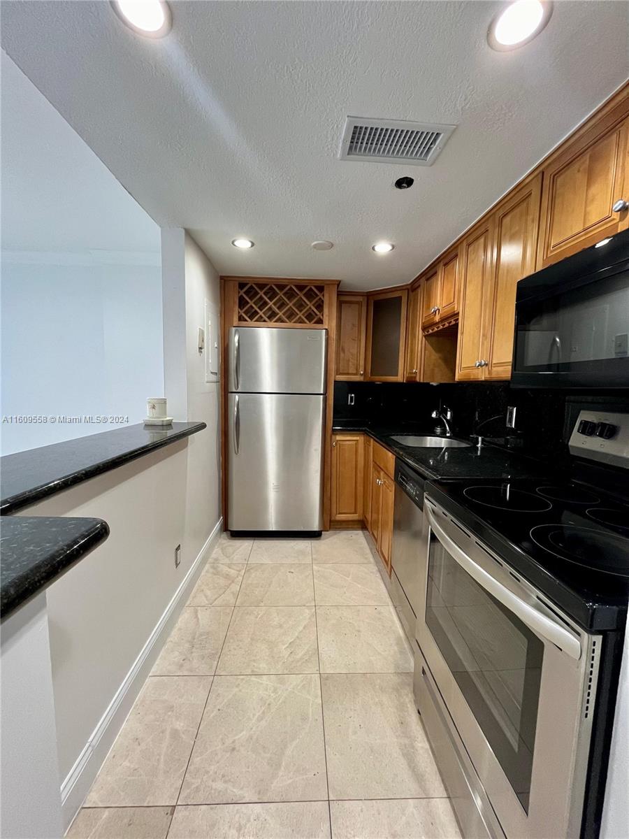 770 Claughton Island Dr # 1507