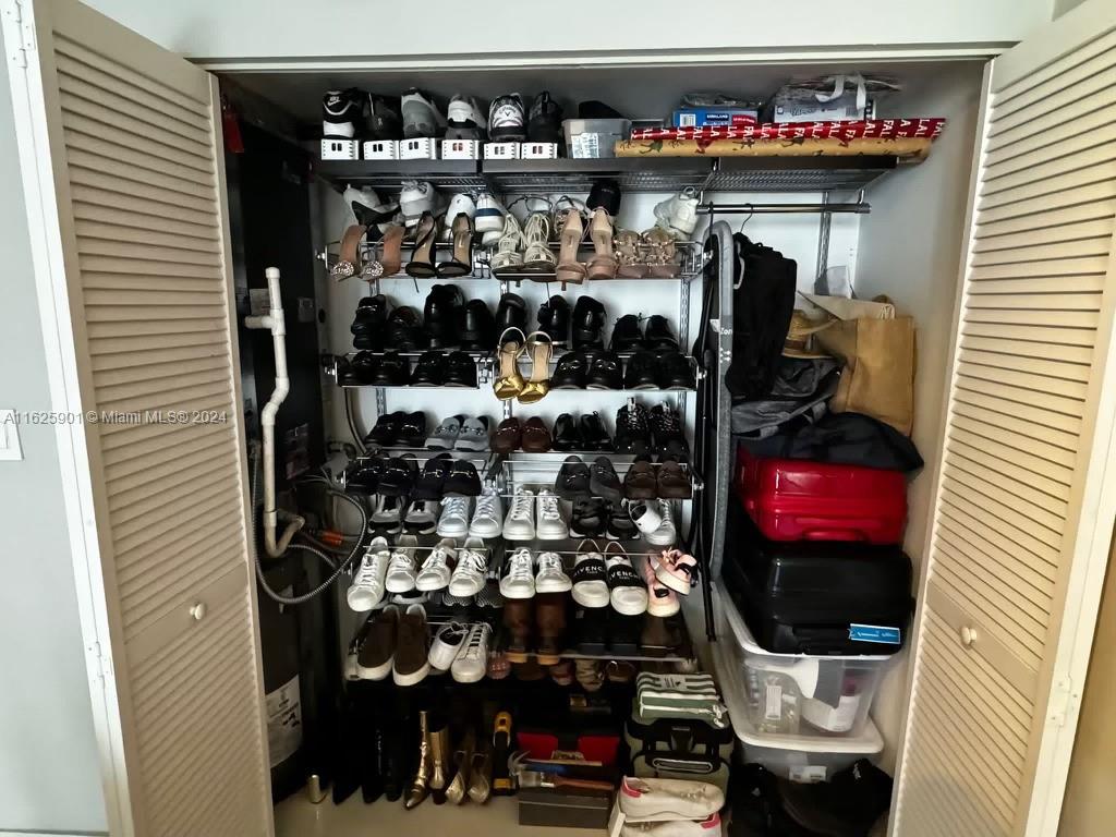 770 Claughton Island Dr # 905