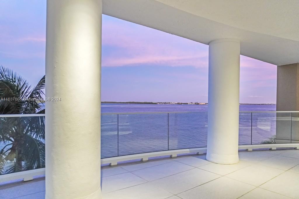 770 Claughton Island Dr # 2006