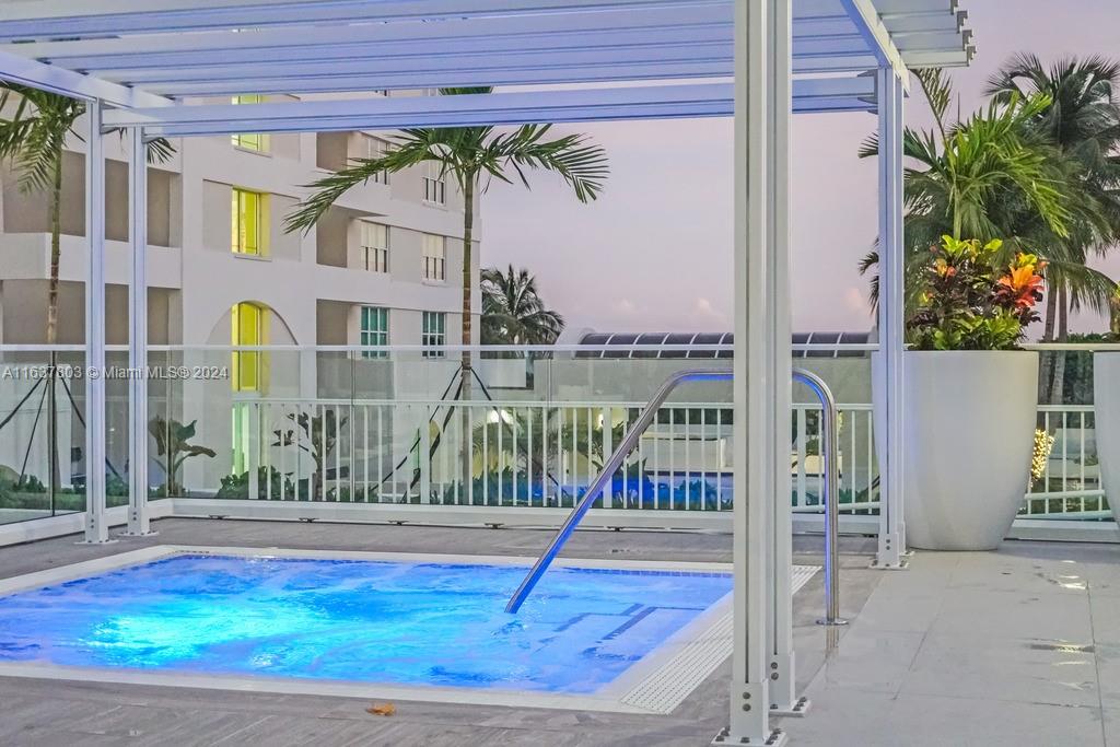 770 Claughton Island Dr # 2006