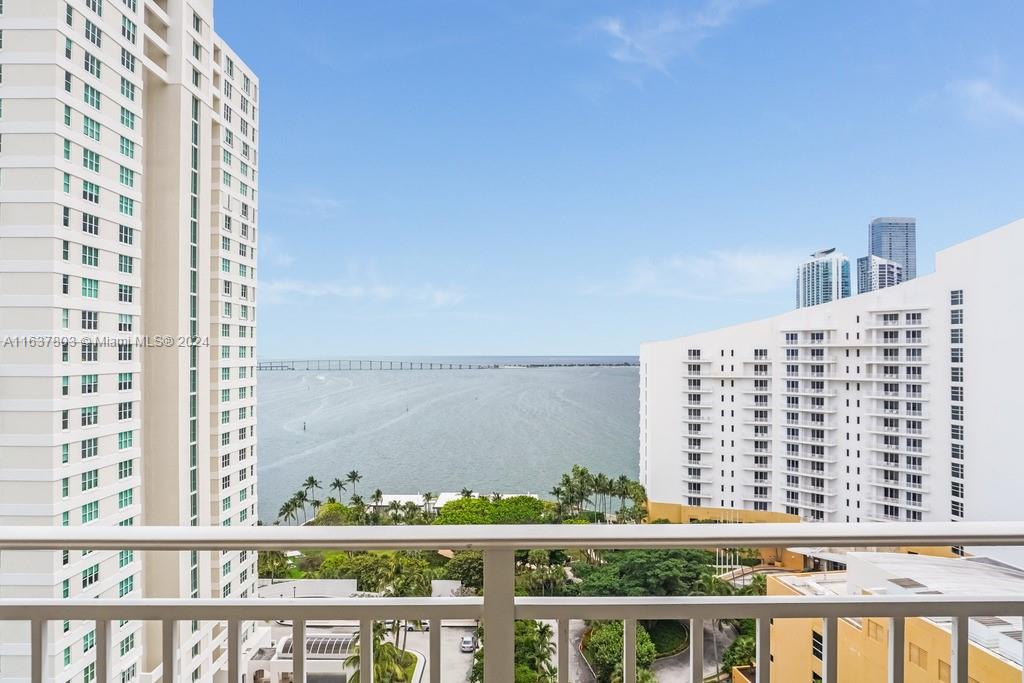 770 Claughton Island Dr # 2006